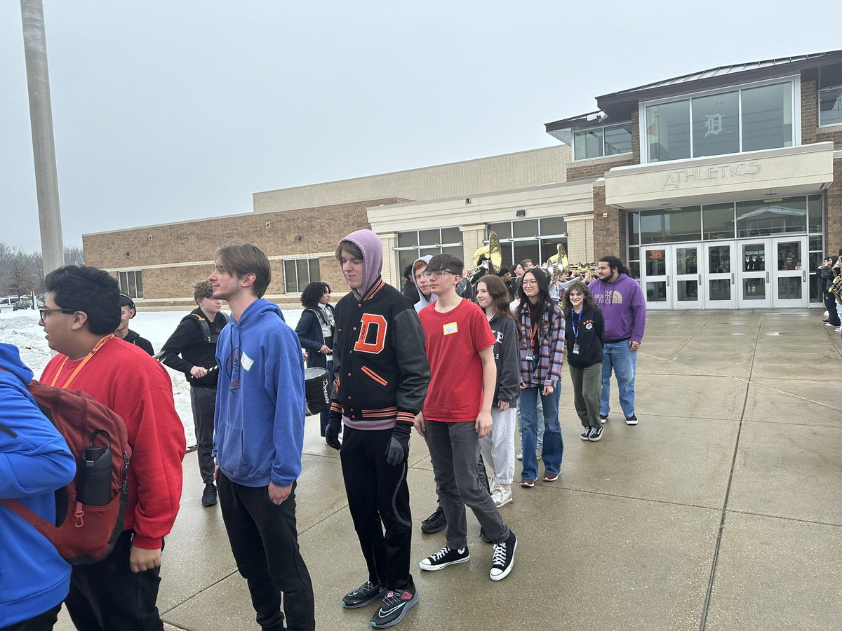 DeKalb, IL High School Bands tweet media