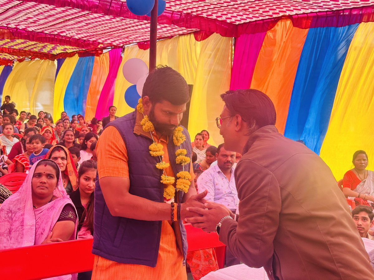 Rajendrajbrshwr's tweet photo. गौमट गिरी अरिहंत नगर में बॉम्बे किड्स इंटरनेशनल स्कूल के वार्षिक उत्सव समारोह में अतिथि के रूप म��ं उपस्थित हुवा.. https://t.co/4RG3NNpqWI