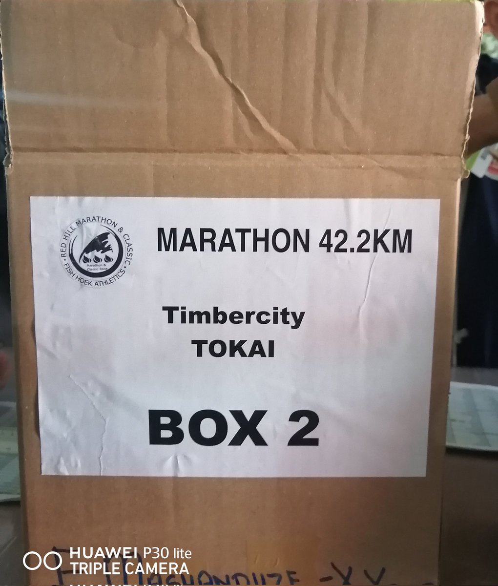 TitaMcunukelwa's tweet photo. race pack collection done ✔️
and made a friend 😉 @ansteyksithole
#RedHillMarathon
#RacePackCollection https://t.co/Px5oL4IfO7