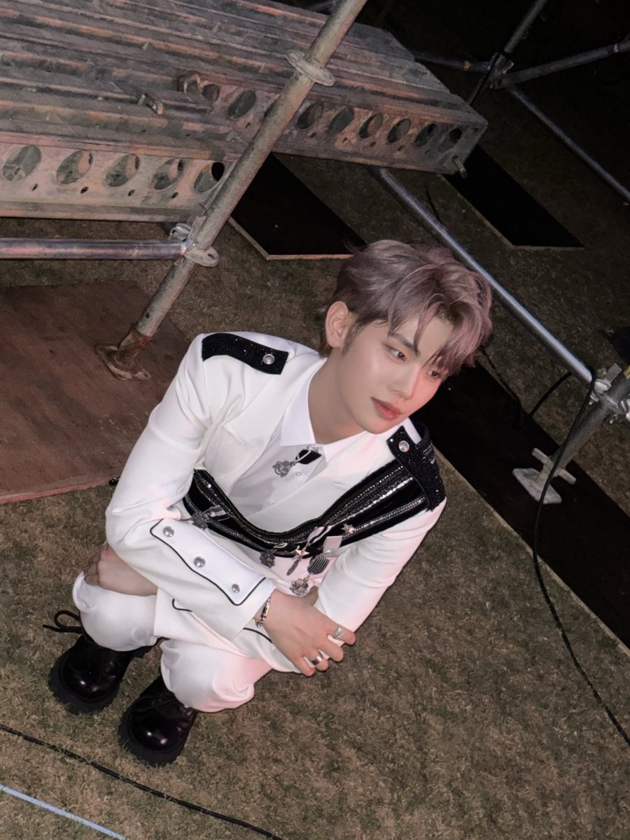 ZB1_official's tweet image. _💌

우리 벌써 200일이야~! 시간이 참 빨라ㅠ
우리 함께하는 이 시간이 정말 소중하다
우리 매번 최고의 시간을 보내자💕
자기 전에 항상 서로 생각하자🥰🥰
ㅅㅏㄹㅏㅎㅐ  ㅣ
         ㅇ                 .

#KIMTAERAE #김태래
#ZEROBASEONE #ZB1 #제로베이스원