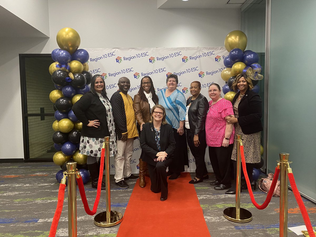 @NBPTS @Region10ESC awesome celebration of the new and maintained NBCTs in north central Texas at the pinning ceremony. First time meeting face to face. Emotions and energy were high! #TeamNBCT week continues. #NBCTstrong