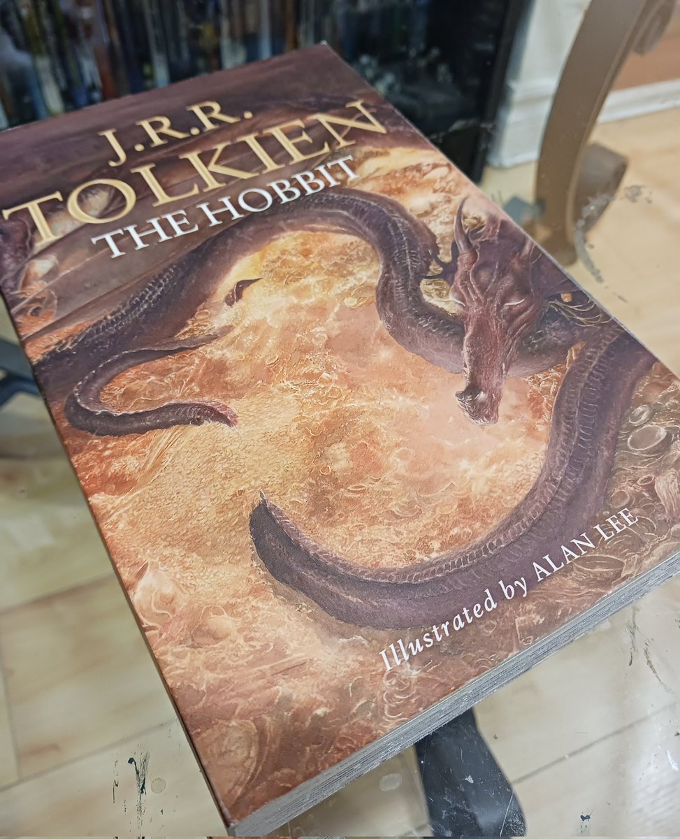 FrappMocha's tweet photo. Great book. Amazing story. Hats off to Tolkien for this wonderful adventure! #DragonWeek https://t.co/74QCvdsHlW