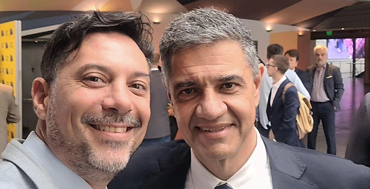 ITUZAINGÓ | El concejal <a href="/gfpozzuto/">Gabriel Pozzuto</a> cruzó a <a href="/AlbertoDescalzo/">Alberto Descalzo 🇦🇷</a> por haber asistido al paro de la CGT y mostró los salarios de los trabajadores municipales

conurbanopolitico.com.ar/entrada/el-con…