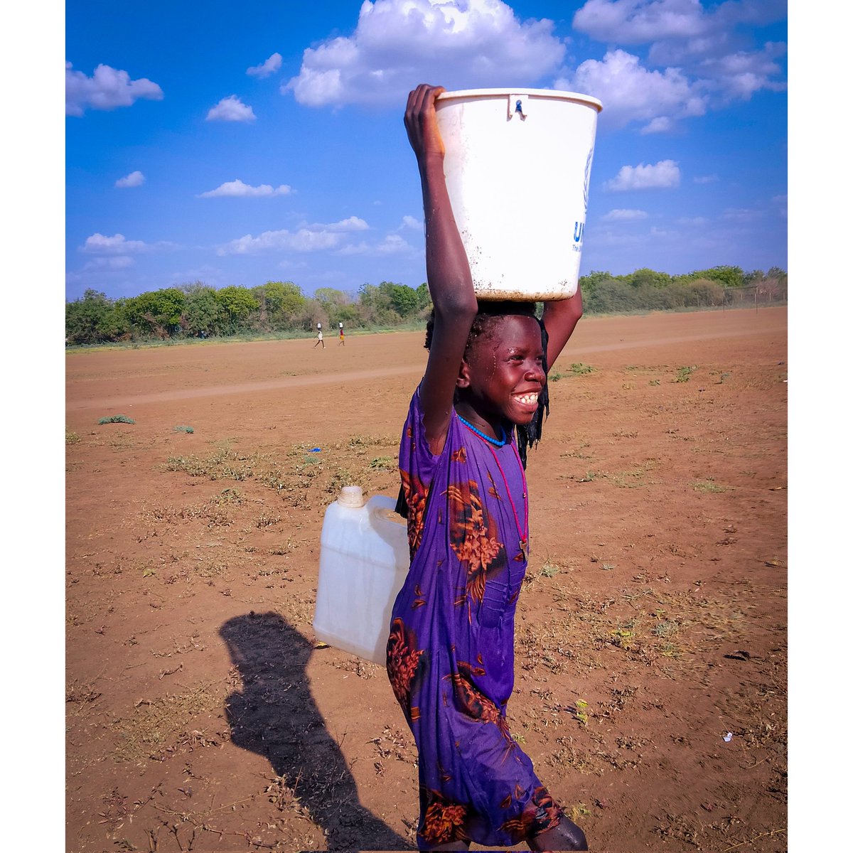 LwalYual's tweet photo. They have no idea what it is like to lose home at the risk of never finding home again  have your entire life split between two lands and become the bridge between two countries. 
#KakumaRefugeeCamp 
#TurkanaWest @kakuma https://t.co/wRJoS9AxeP