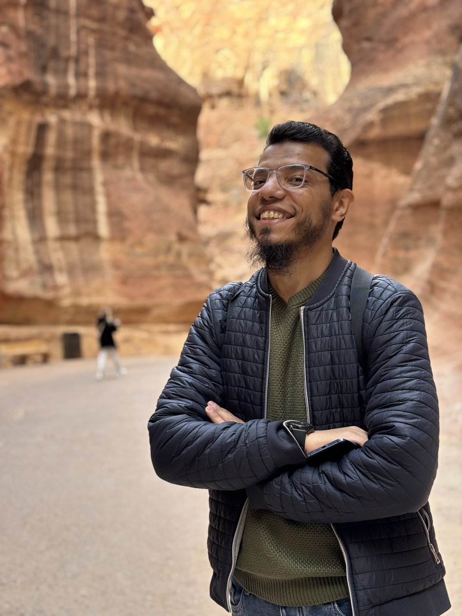 AhmedNMahran's tweet photo. I'd like to thank @droidconAmman @droidcon for the invitation to speak at such an awesome event, thanks for the hospitality and for the efforts and enthusiasm of organizers and attendees, see you in the next event inshaa'Allah,
#droidcon #dcam24 #compose #Kotlinmultiplatform #kmp https://t.co/uN1vyq9g0D