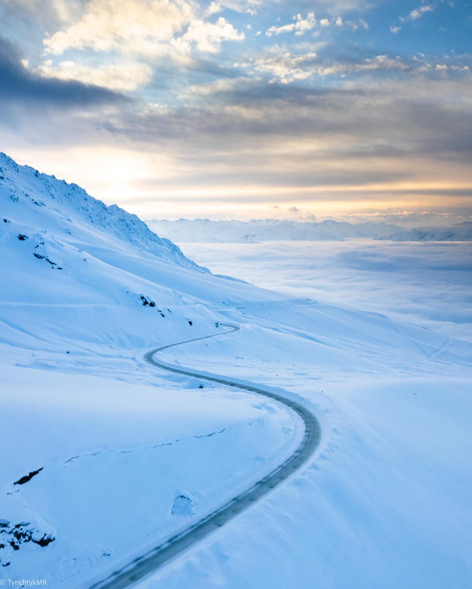 Magical snowy landscapes of Suusamyr Valley in winter. 🇰🇬

#kyrgyzstan #winterwonderland  #winterphotography