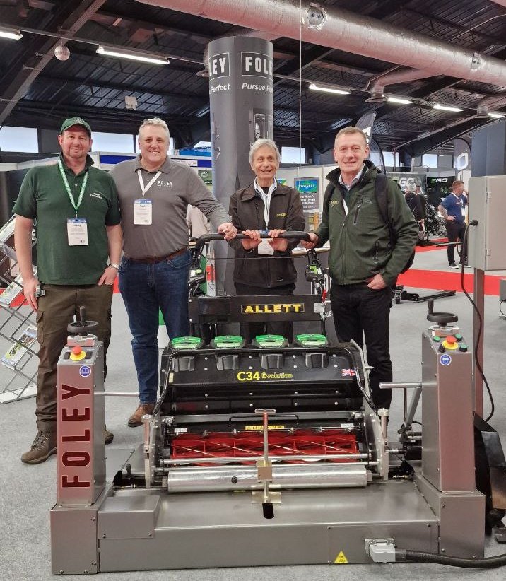 Had a great time chatting to <a href="/PRauker/">Paul Rauker</a> and <a href="/AllettMowers/">Allett Mowers</a> about cylinder reel mower grinders on the <a href="/Foley_Company/">Foley Company</a> stand 👍
#BTME2024 
#btme