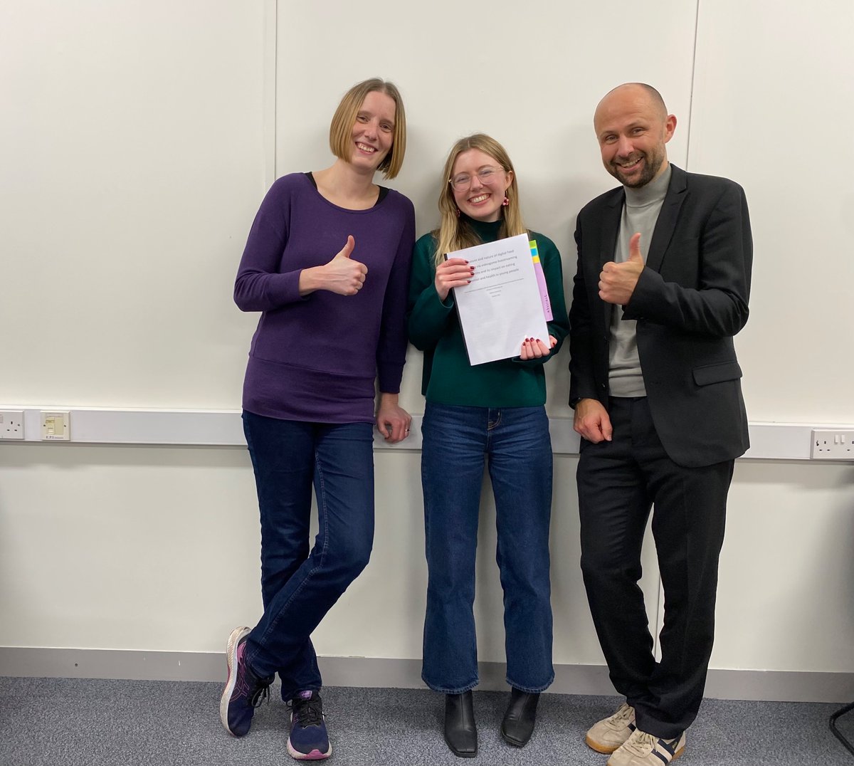 Very happy to share that I passed my PhD viva yesterday with minor corrections!

A big thank you to my lovely examiners <a href="/drfallonzi/">Dr Vicky Fallon</a> &amp; <a href="/TimSmitsTim/">Tim Smits</a> for such an interesting discussion and all-round enjoyable experience 😁