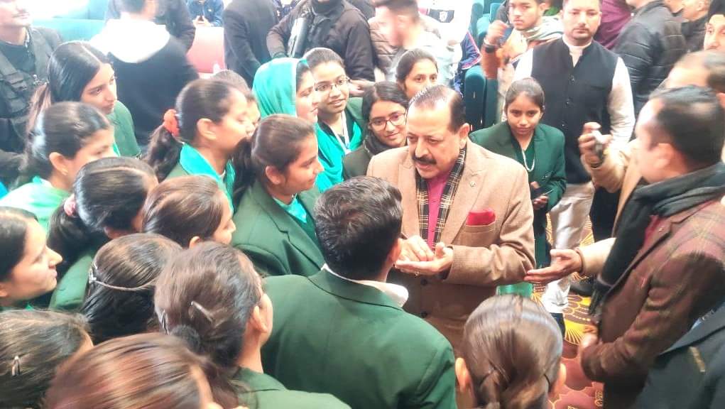 BJP4JnK's tweet image. Union MoS @DrJitendraSingh  participated in #NamoNavmatdata Sammelan in Udhampur.
#MeraPehlaVoteModiKo