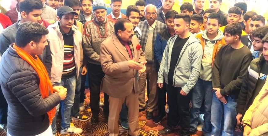 BJP4JnK's tweet image. Union MoS @DrJitendraSingh  participated in #NamoNavmatdata Sammelan in Udhampur.
#MeraPehlaVoteModiKo