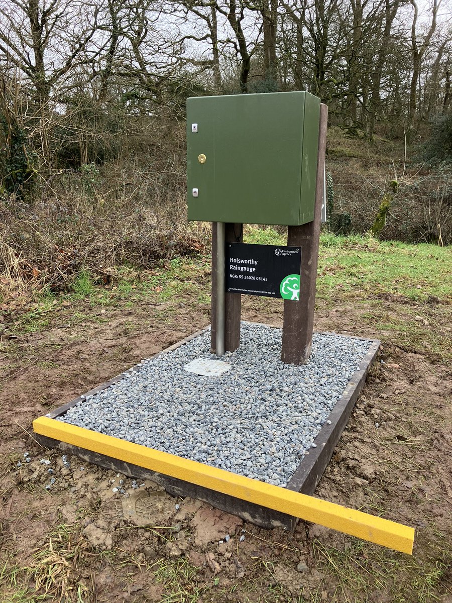 xrunnerwill's tweet image. Tis looking amazing at Holsworthy! @DCfieldteamsEA pulling out all the stops to overhaul our raingauge

Much needed improvements for @EnvAgencySW @HydrometryEA to keep the vital data stream online for #floodwarning and drought analysis. Thanks to those on the ground doing it!