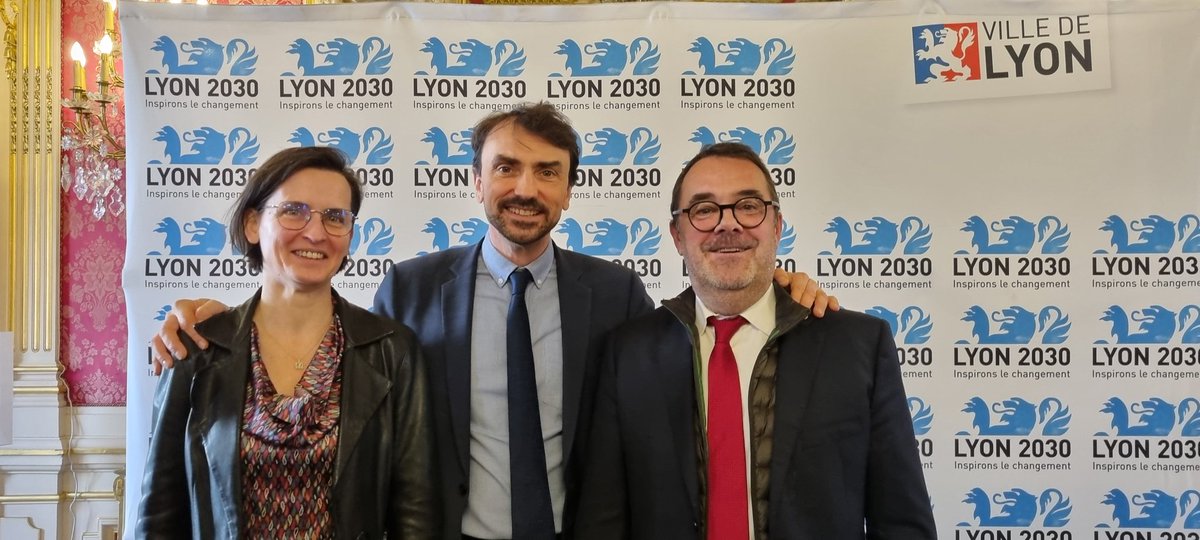 Très heureux d'avoir signé la convention Agora 2030 avec la ville @villedelyon. @CentraleLyon est fortement engagée sur les grandes transitions.