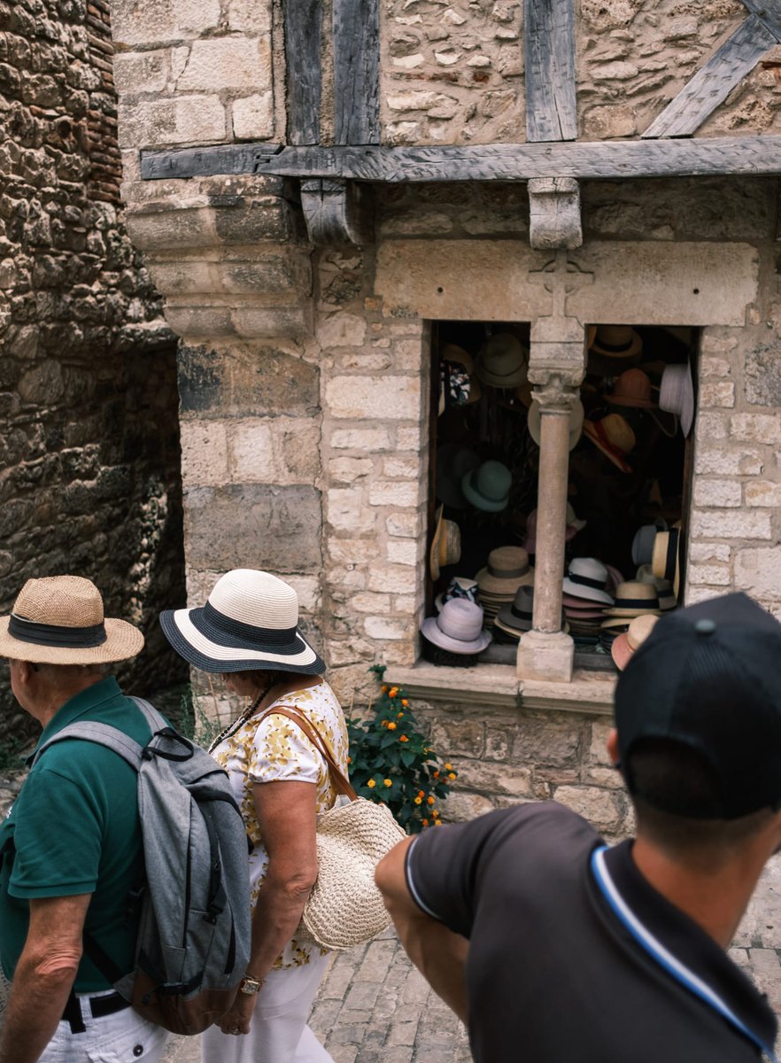 cmluttun tweet media