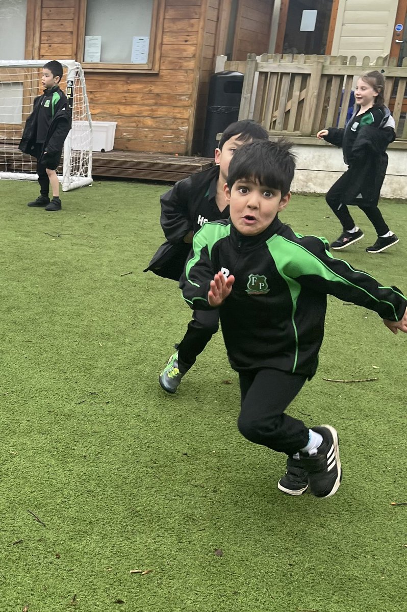 ForestParkHead's tweet photo. One of our main priorities this year has been to promote βHealthy Bodies and Healthy Mindsβ and I think a visit to Year 1s PE lesson shows plenty of progress with this ππ»ββοΈ π #icanandiwill #exercisemotivation #happymindset https://t.co/Z6yDLvcYva