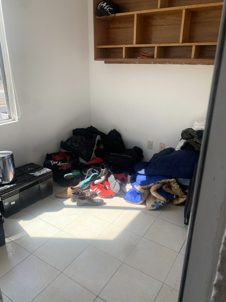 CesarBasabe21's tweet photo. Se cumple un año que decidí dejar la comodidad de mi casa viviendo con mis papas para jugarle al independiente. ✨

Ufff todo lo que e vivido en este año ❤️
Si se puede 💪🏻 https://t.co/kx9sBRw2ei