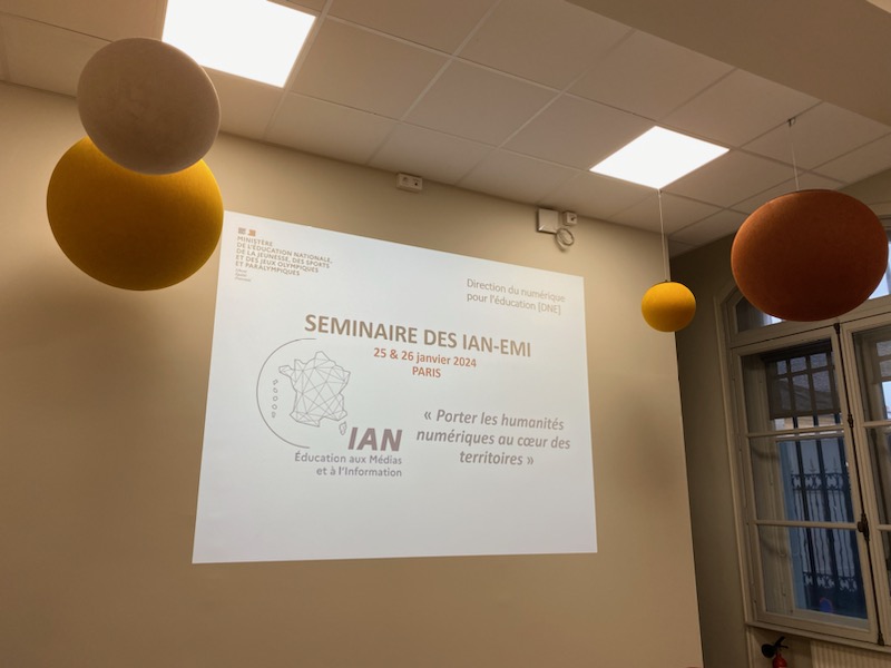 pbouchethg's tweet photo. Séminaire des #IAN - EMI au
@lab110bis
Ouverture par Paul Mathias #IGSR de philosophie. #DNE bureau TN3 : EmilievanRantherghem
@richardgalin
@BrigittePierrat
@PierreNobis
@pingal_HG
#EducMédiasInfo
@eduscol_EMI
@Edu_Num
@education_gouv https://t.co/cOScMM4lWK