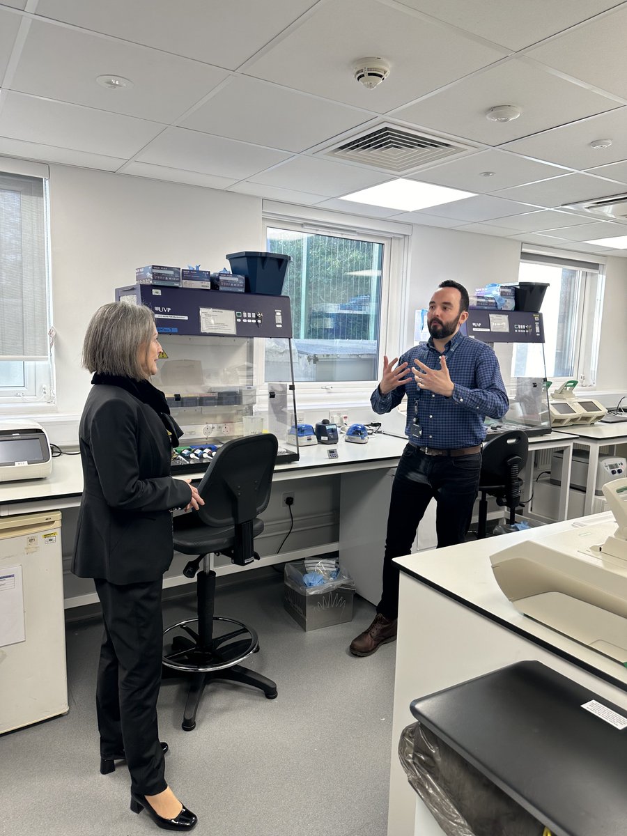 MRC-Uni of Glasgow Centre for Virus Research (@cvrinfo) on Twitter photo <a href="/wendybarclay11/">wendybarclay</a> First on Wendy's agenda was a tour of the CVR.
Wendy chatted to <a href="/stephmrainey/">Dr Steph Rainey</a> & <a href="/KdaviesEnto/">Kelsey Davies</a> about our insectaries and arboviruses work.
We then moved to <a href="/CVR_Genomics/">CVR Genomics</a> where Wendy was shown all the key equipment we use to perform our #genomics and #NGS work. <a href="/wendybarclay11/">wendybarclay</a> First on Wendy's agenda was a tour of the CVR.
Wendy chatted to <a href="/stephmrainey/">Dr Steph Rainey</a> & <a href="/KdaviesEnto/">Kelsey Davies</a> about our insectaries and arboviruses work.
We then moved to <a href="/CVR_Genomics/">CVR Genomics</a> where Wendy was shown all the key equipment we use to perform our #genomics and #NGS work.