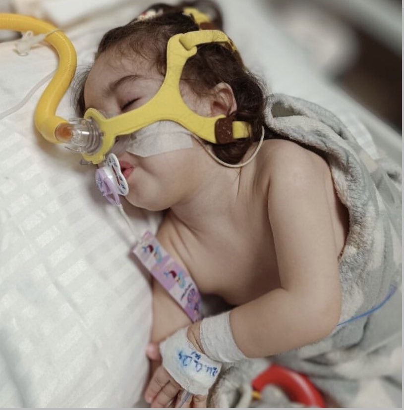 Merhaba sevgili ailemiz 😔
Güzel haberle gelemedik yine kızım dünden beri hastanede… 

Bir anda gül gibi soldu güzel yavrum. 😔

Sona bu kadar yaklaşmışken NE OLURSUNUZ ELİNİZİ ÇABUK TUTUN 🚨

Yavrum gücünü daha fazla kaybetmesin yalvarıyorum size…

#Gaziantep #Malatya zaman