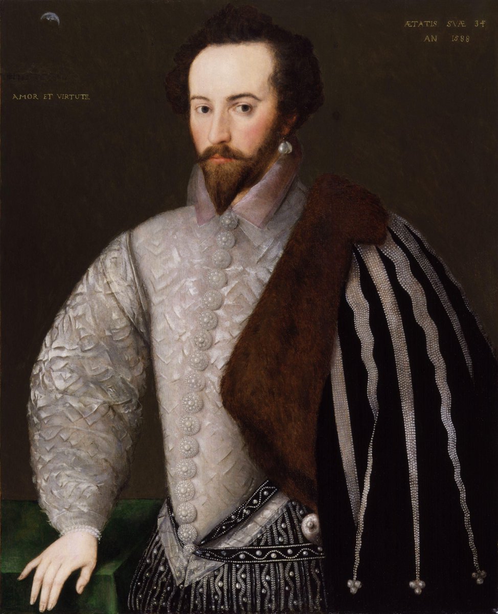 #OTD in 1585, Sir Walter Raleigh is knighted. He received a Royal Patent to explore Virginia, thus named for #QueenElizabeth, and was instrumental in the establishment of the lost colony of Roanoke by Ralph Lane. #History #TudorHistory #SirWalterRaleigh