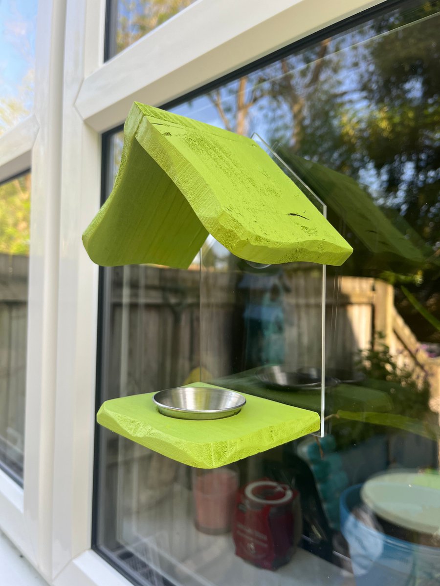 JennyruthW's tweet image. It's the @Natures_Voice Big Garden Bird Watch 26th - 28th January🐦
How many birds can you spot in your garden?
Bonus points if they're on any of our bird boxes or feeders😁

Click here to sign up: buff.ly/3OebEX1 
#RSPB #Birds #NestingBoxes