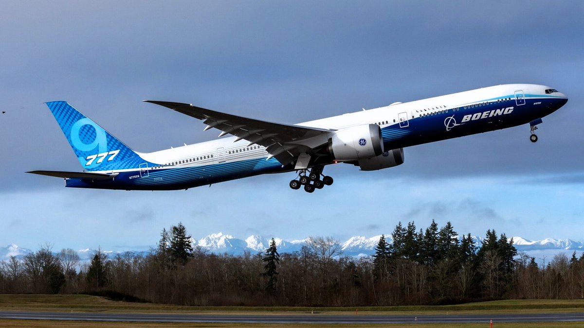 b777xlovers's tweet photo. Celebrating the 4th anniversary of the Boeing 777X’s maiden flight, a monumental day in aviation history that marked the beginning of a new era in long-haul travel.
#777X #Boeing777X #777XFirstFlight
Photos: @boeing @PlanesAtPaine https://t.co/Xgnbpn5I6p