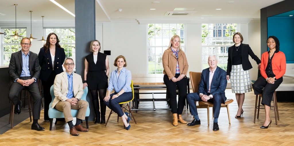 igor_emmerich's tweet image. 📸 Mastering Group Shots: Unveiling Dynamics!🌟
Capture a visual symphony 🎶 Treat the group as one, harmonize dynamics, and showcase individuality. Think choreography, and tell a narrative. Embrace the challenge, get creative! 🚀 
#photographytips #groupshots #visualstorytelling