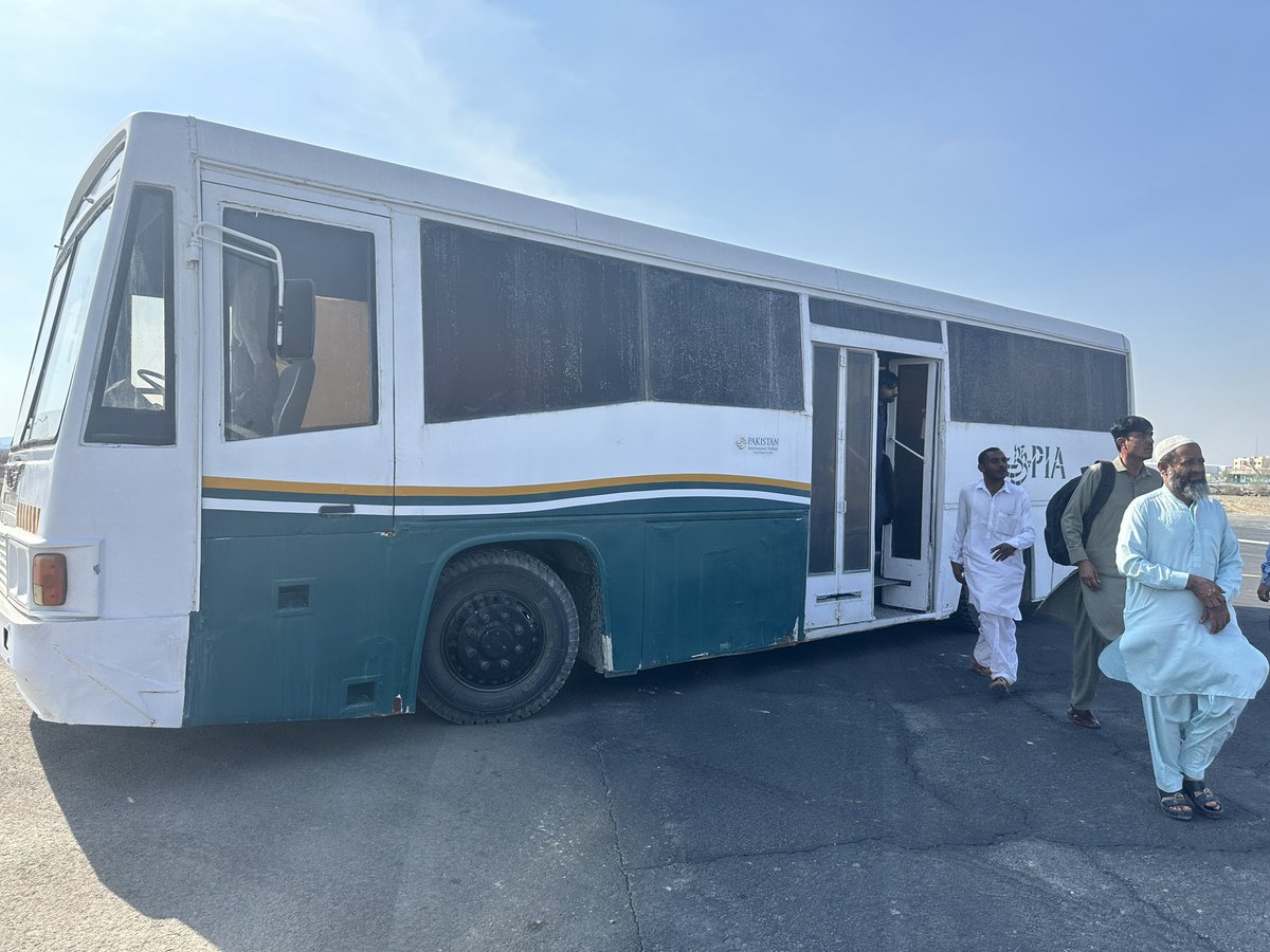 Aurangtweets's tweet photo. Out of many other obsolete things, PIA @Official_PIA is requested to change its Apron bus in Turbat as well🙏🏻
It’s really getting difficult for the passengers commuting from airport to the aircraft in it.
Request has been communicated in writing as well. https://t.co/PJPxUiF81N
