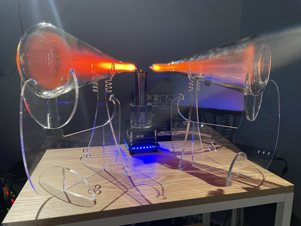 PhilaIndie's tweet image. In the studio #TeslaCoils #uff #piff #filmfestival #17 May 8-11, 2024.