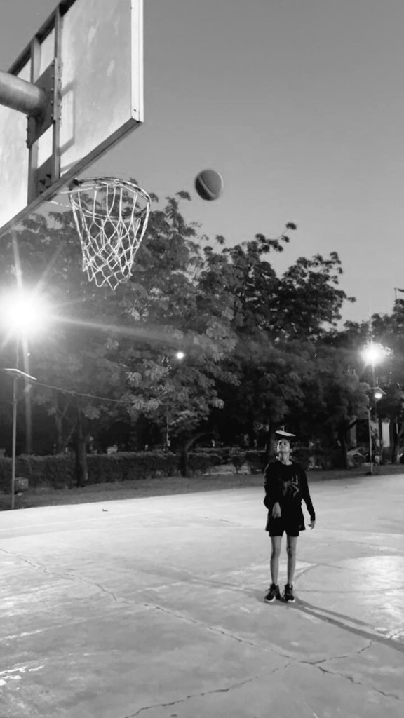 anshuu23's tweet photo. if sukoon is a place 🏀♥️ https://t.co/xbmrgwoIut