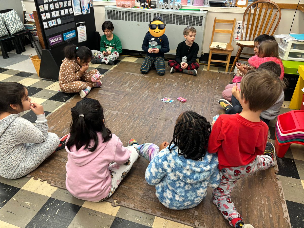 Cozy Clothes Day calls for Barbie UNO in the morning. ❤️ <a href="/avenue_lake/">Lake Avenue Public School</a>