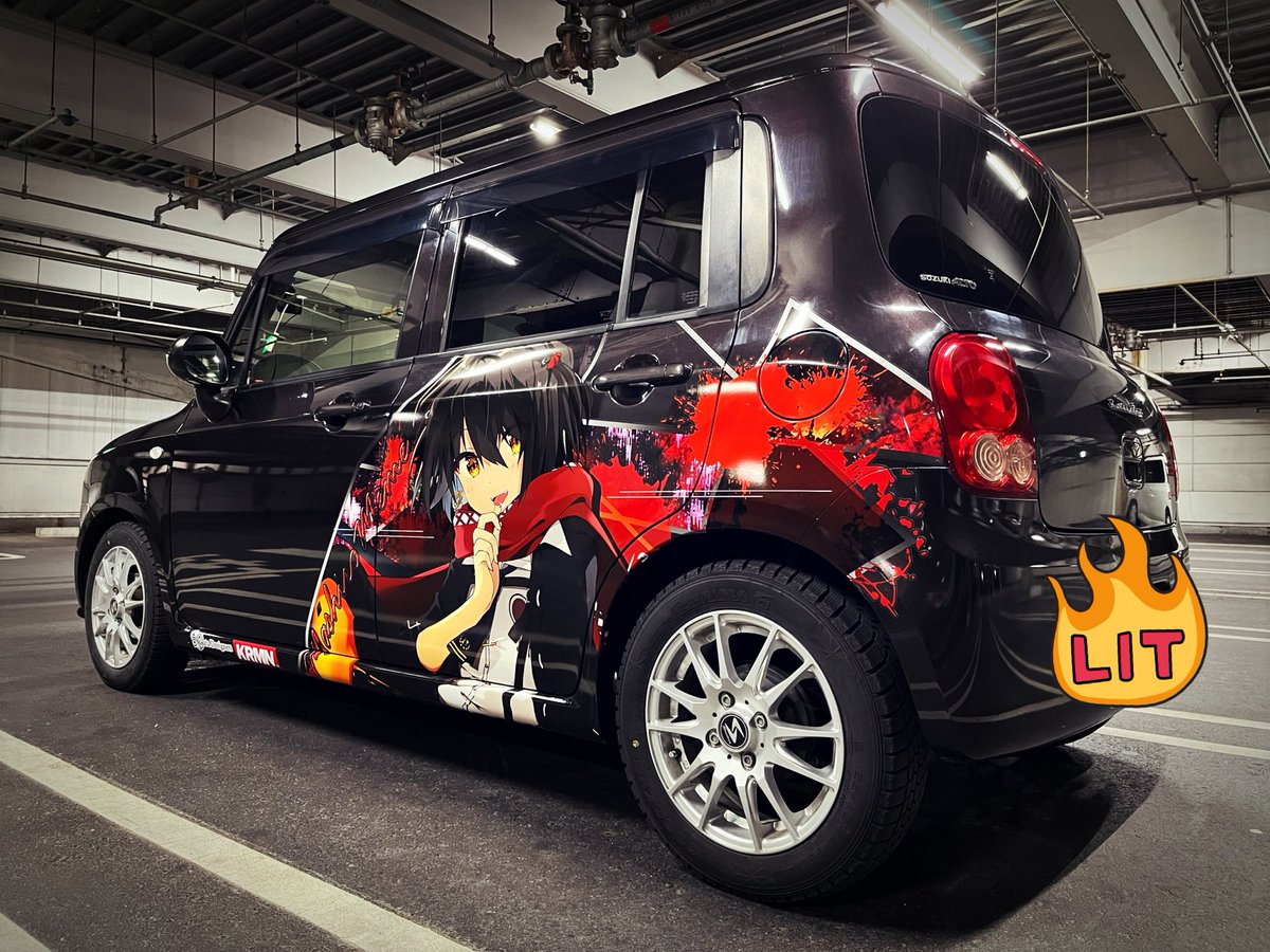 ka_nasama's tweet photo. ﾍﾛｰ!!
にじさんじ所属 ましろ爻さんの痛車になりました！

kawaii×ホラーな雰囲気です👻

ご協力下さった皆さま、本当にありがとうございました！！！大切に乗ります。

お世話になった方々はツリーにて↓ https://t.co/8YejqxjSly