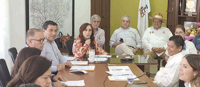 Diario_deColima's tweet image. 📰#EnPortada
#Aprueba #Cabildo de la Villa #hermanamiento con #Aguascalientes

tinyurl.com/ytfu3fy2