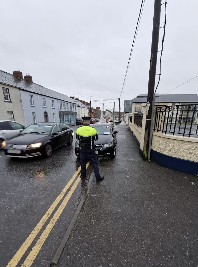 An Garda Síochána tweet media