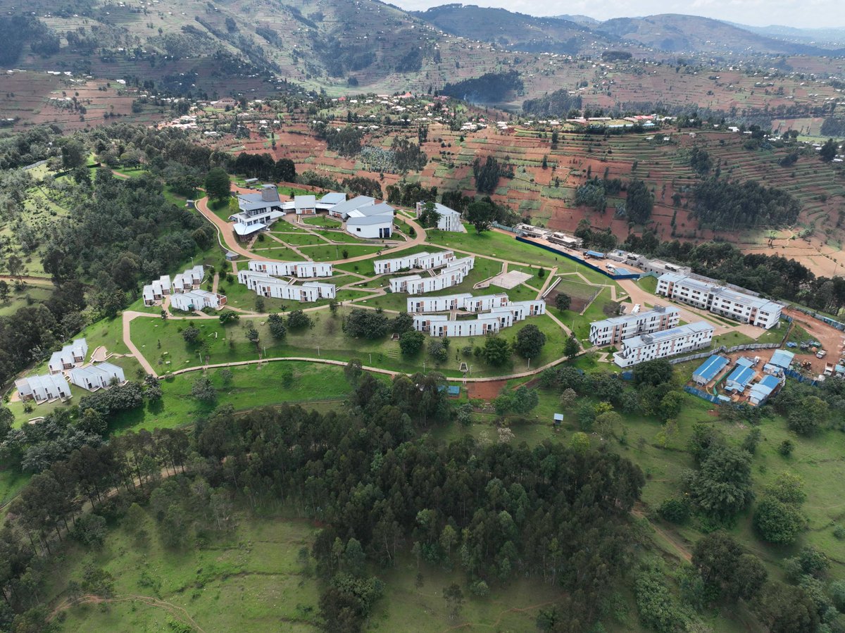 Today marks a special milestone for #UGHE Butaro Campus - we're celebrating our Fifth Anniversary! 🥳🎈 Thank you to our amazing community, students, faculty, staff, and partners for being an integral part of this transformative journey 🙌 #ButaroCampusTurns5.