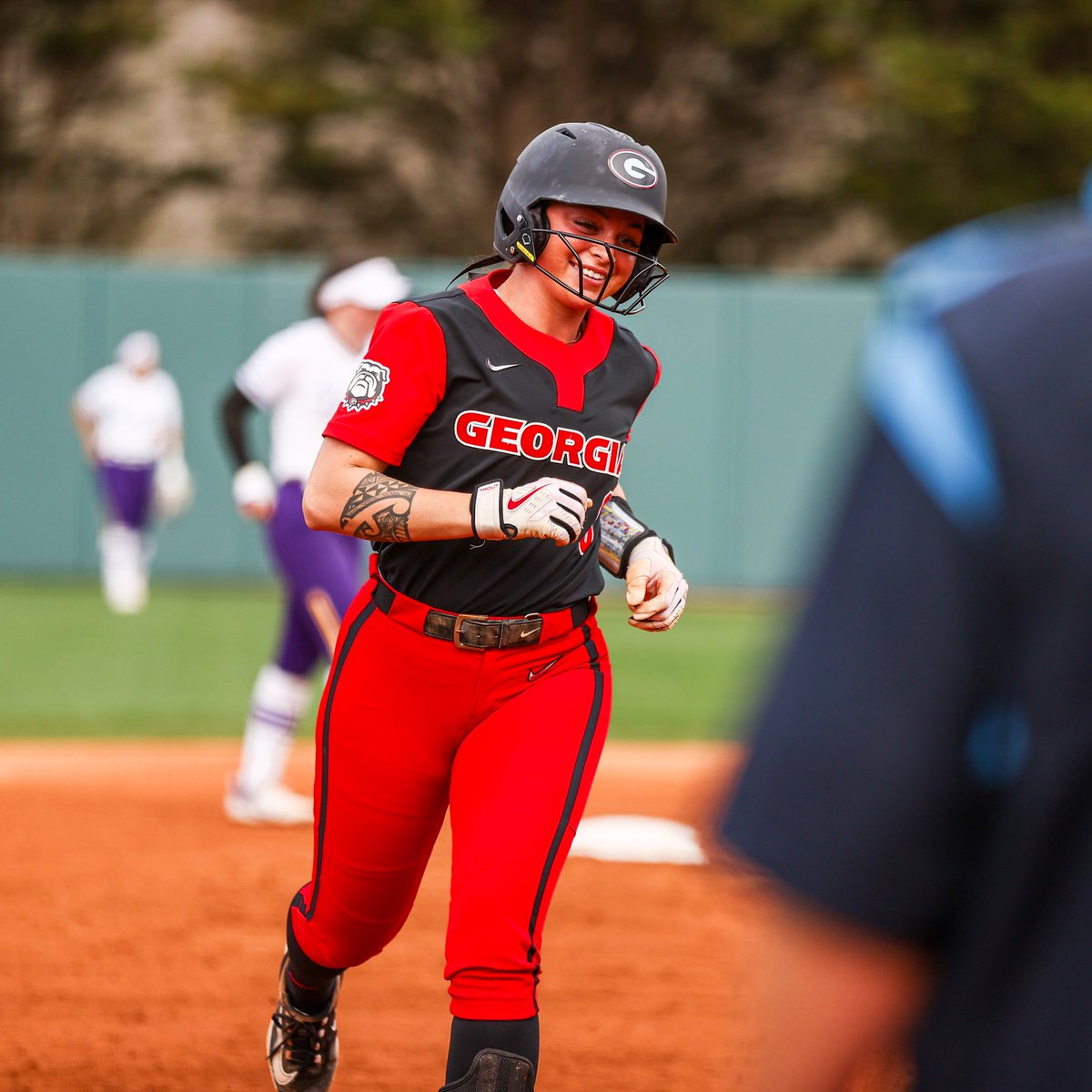 She's got that DAWG in her 🐶

Graduate <a href="/sydneykumzzz/">Leilani</a> has been tabbed one of the best second basemen in college softball! 

<a href="/D1Softball/">D1Softball</a> rank: 4️⃣
<a href="/SoftbalAmerica/">Softball America</a> rank: 4️⃣

#Team28 | #GoDawgs