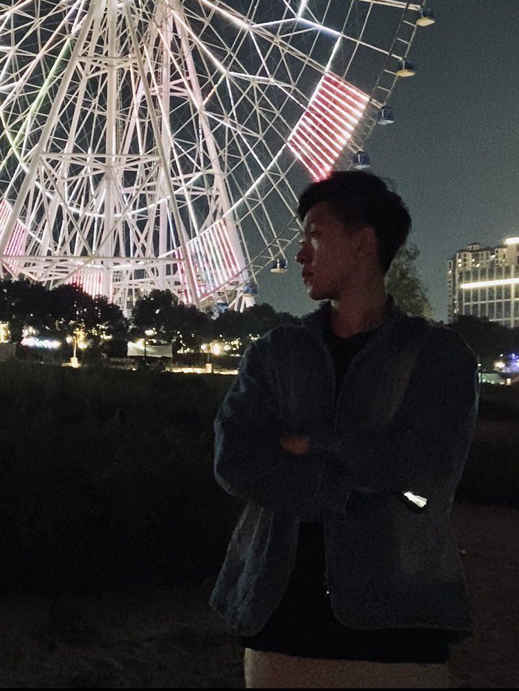 TomH598's tweet photo. 南昌的时候 https://t.co/vuk1MD0Dob