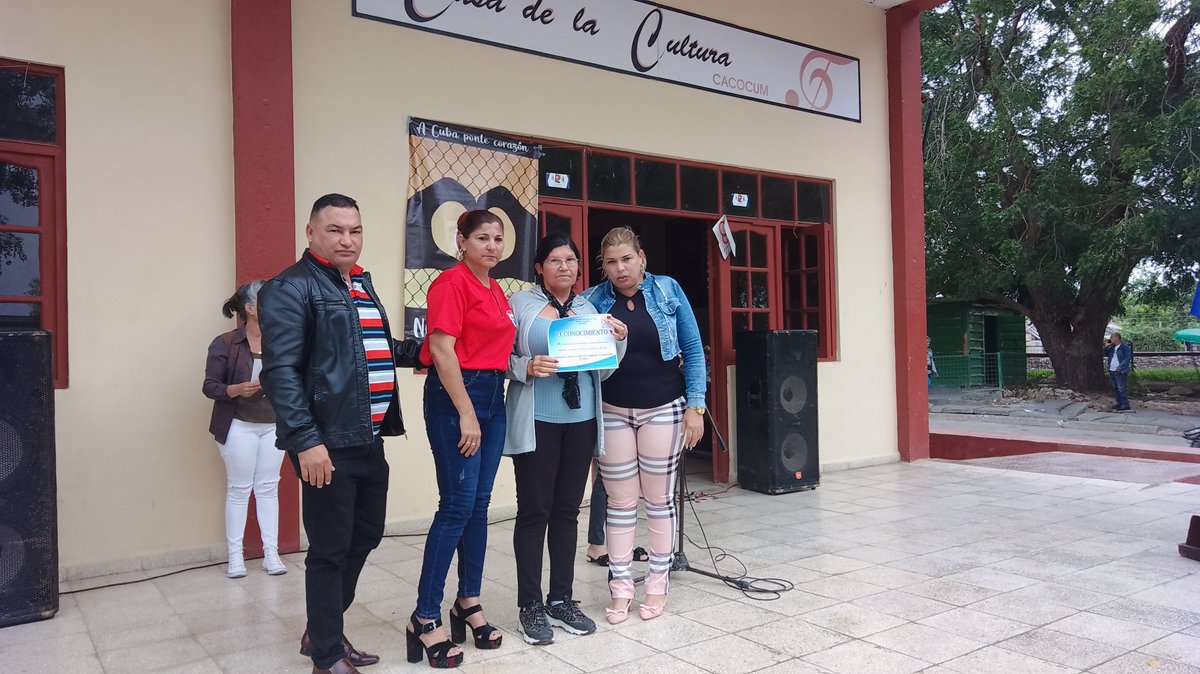 ACacocum's tweet photo. #Cacocum  acto por el aniversario 85 de la CTC. En la ceremonia se reconocieron a colectivos laborales por su destacada labor sindical en saludo a la jornada.
#ContinuamosTrabajando #PoderPopularCacocum https://t.co/O7x0PFICSi