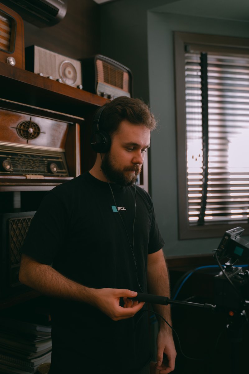bcxcreators's tweet photo. Behind the scenes 🎬

⚡️ #BCXFilms
__

Quer criar com a gente?
Entre em contato: hello@bcxcreators.com

#BCXCreators #ItsAllBCX🇪🇪 https://t.co/9SKTY7XZJx