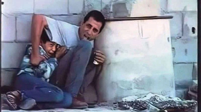 nooriireads's tweet photo. So people are very mad about this and can’t fathom how. It’s simple. When I was four, I saw Muhammad Al-Durrah get murdered by Israel on live news. I saw this child get murdered by Israel while in his father’s arms. If this doesn’t radicalise you, then you’re the problem. https://t.co/9vM7uQT1B0