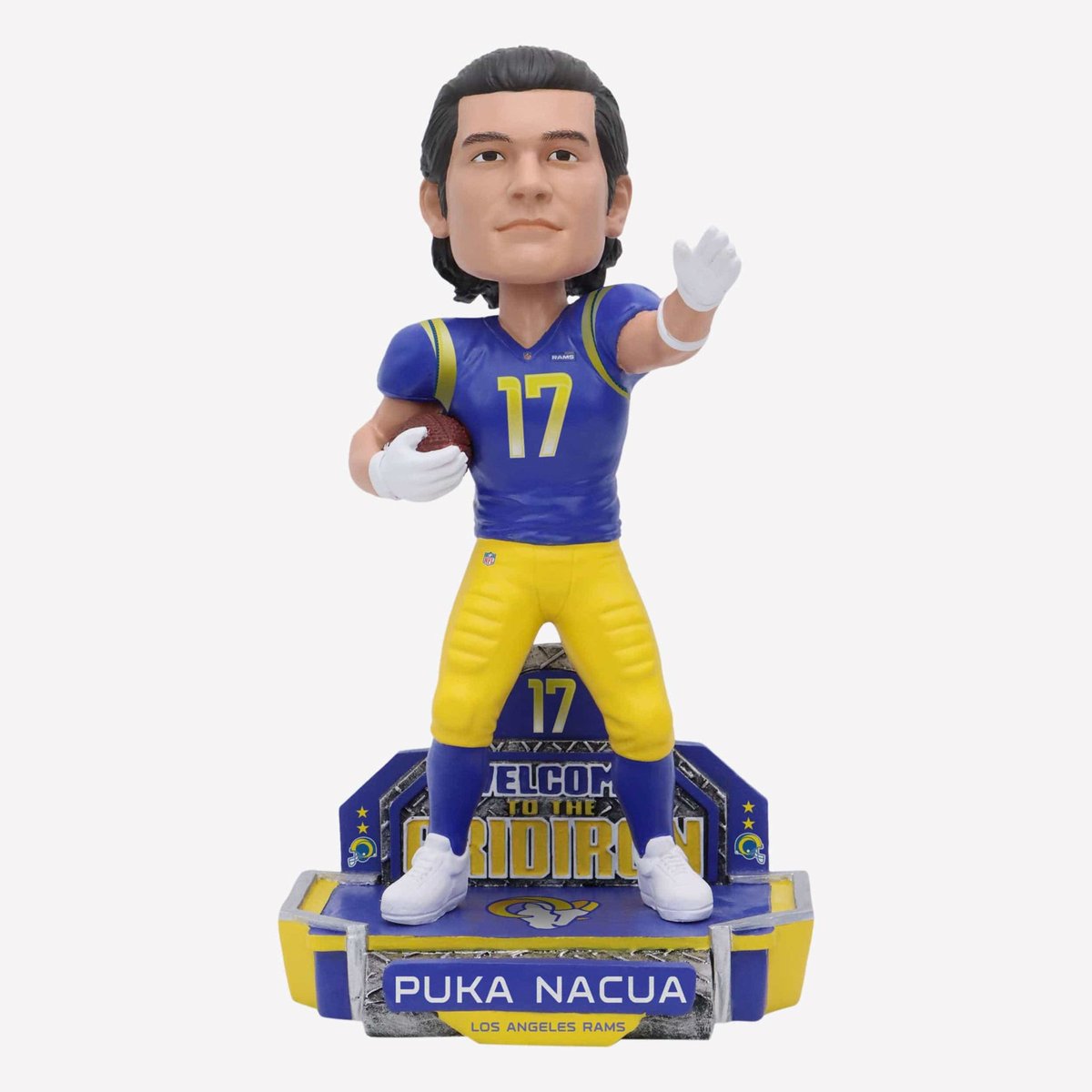FOCOusa's tweet photo. 🥊 BOBBLEHEAD BATTLE 🥊

Like for #JustinJefferson Retro Uniform
Retweet for #PukaNacua Rookie Series https://t.co/B1YcJDJp1D
