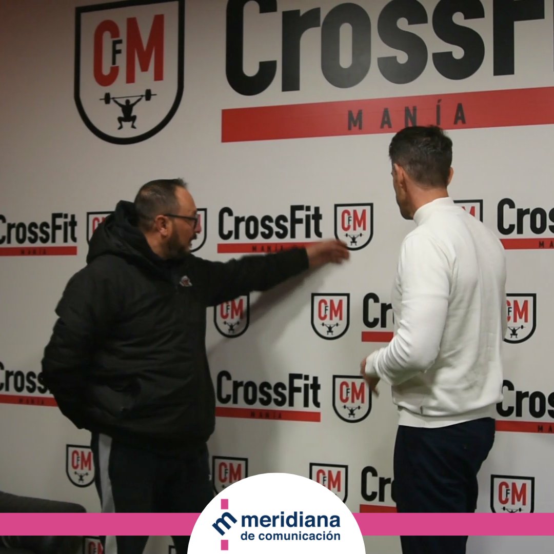 Meridianacom's tweet photo. ¡Dale vida a tu espacio con Meridiana de Comunicación! 💪✨ Vinilos, rotulación y lonas corporativas que destacan. En la imagen, nuestros vinilos dan energía a Crossfitmania Córdoba. ¿Listo para transformar tu entorno? 🏋️

#LaCalleEsNuestra https://t.co/Iv7fM56BDl