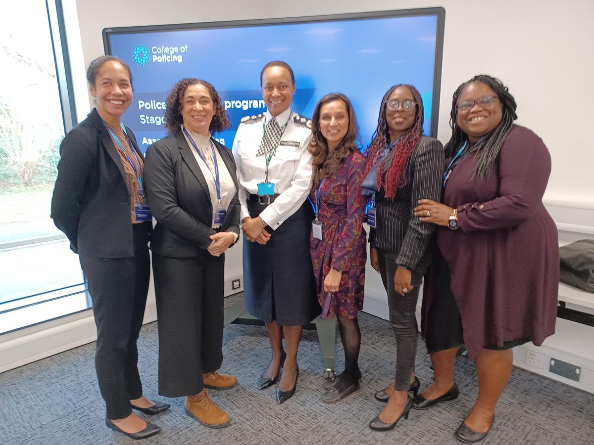 T/Deputy Assistant Commissioner Dr. Alison Heydari (@a_heydarimps) on Twitter photo Great to speak to delegates from the Executive Leadership Programme <a href="/CollegeofPolice/">College of Policing</a> , discussing leadership challenges and the importance of implementing the Police Race Action Plan. Lots of challenges ahead as we lead to improve community trust and confidence. Great to speak to delegates from the Executive Leadership Programme <a href="/CollegeofPolice/">College of Policing</a> , discussing leadership challenges and the importance of implementing the Police Race Action Plan. Lots of challenges ahead as we lead to improve community trust and confidence.