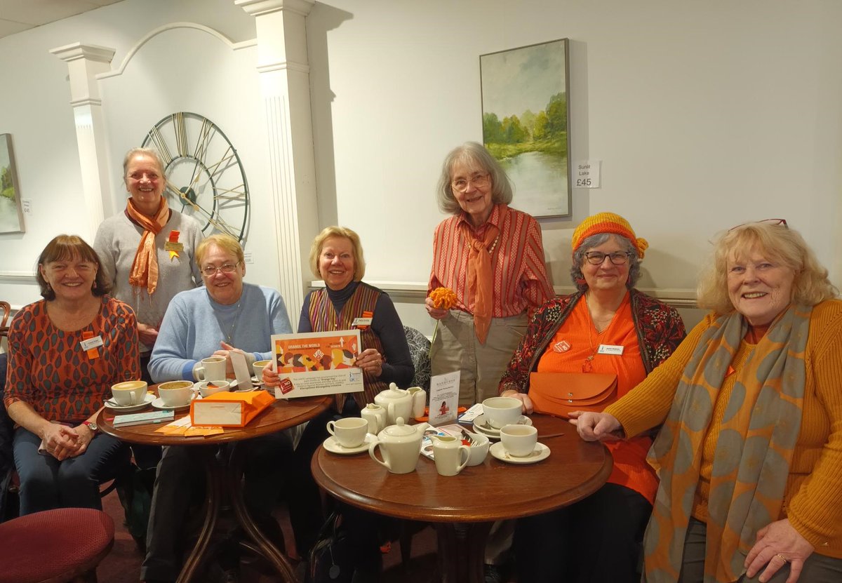 Today we launched our Orange Cafe. 🧡The 25th is #OrangeDay when Soroptimists throughout the world unite in calling for the elimination of violence against women & girls @SIGBI1 @UKPACc #Tiverton #Soroptimist #Devon  #stopdomesticabuse #WeStandUpForWomen