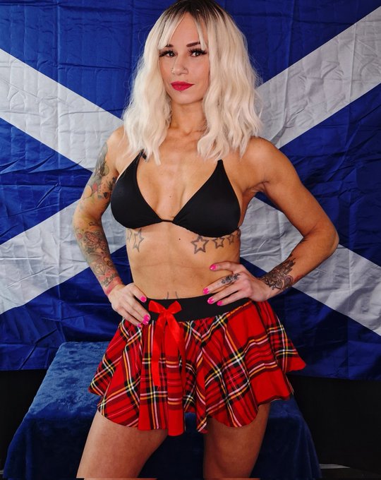 RavenJackxxx’s pics and videos