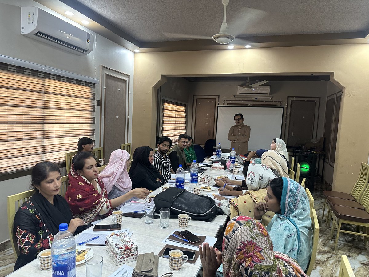 cdapak's tweet photo. A consultation to develop an inclusive and gender-sensitive voter education campaign on #MeraVote #PakistanKeLiye was conducted by Chanan Development Association (CDA) Pakistan in Sanghar, Sindh. #CDAPAK
@ECP_Pakistan https://t.co/w3tMj59twP