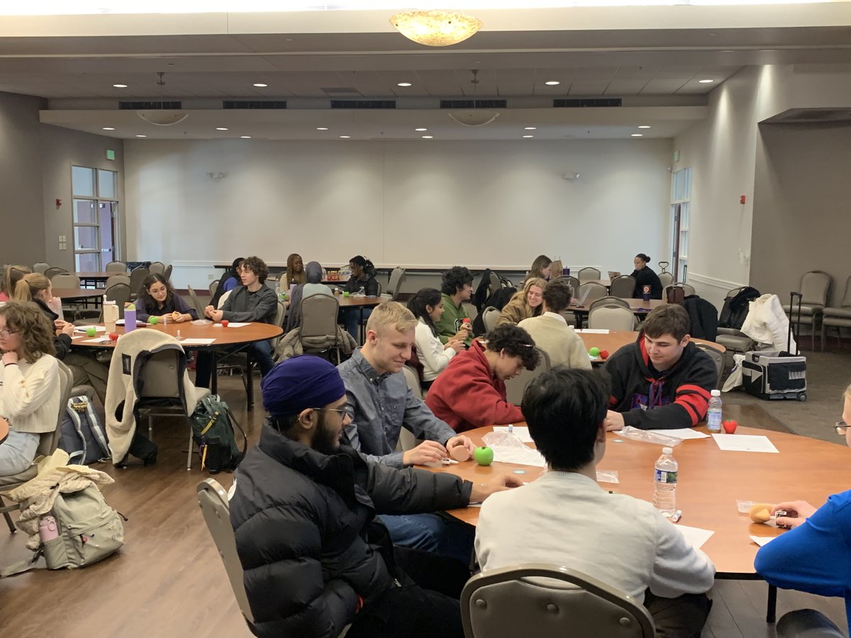 FishersHealth's tweet photo. Empowering the next generation! Proud moment as Mayors Youth Academy alumna and HSE high school senior, Gloria Lane, shares her knowledge in a training session for current Mayors Youth Academy students. π π #FishersIN #HSESchools #SnapshotsOfSuccess https://t.co/q9AGX5GnEs