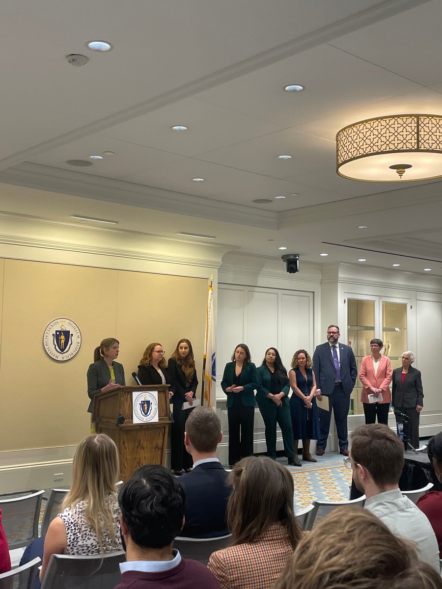 KateLipperGarabedian tweet media