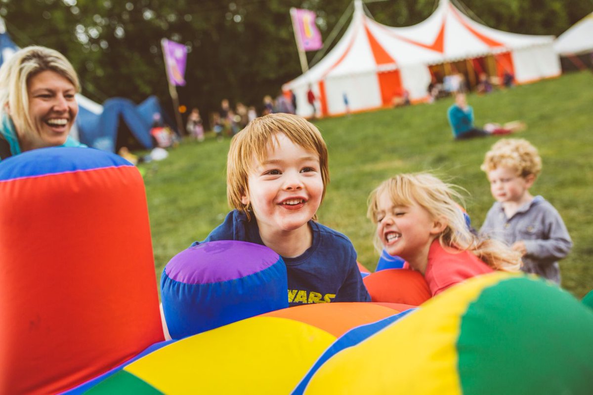 _StarryVillage's tweet photo. Today marks 6 months to go till we're back on the farm, and we absolutely can't wait to welcome you all to Starry Village! 💛 https://t.co/fkoHNv4KqN