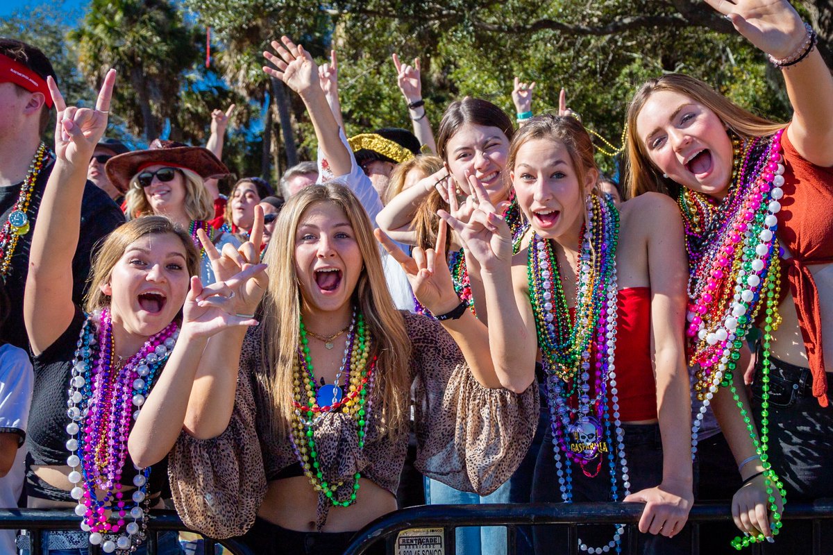 Ahoy, Matey! Aaarrggghhh you ready for Gasparilla?! 🏴‍☠️

Be on the lookout for the USF float, Bulls! 📿🤘