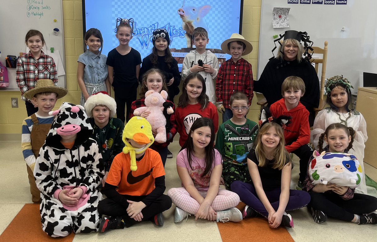 BRPKto3's tweet photo. Check out these characters! #FamilyLiteracyWeek  #FictionalCharacterDay @NLESDLit @Town_BayRoberts https://t.co/Z3BDie42Ob